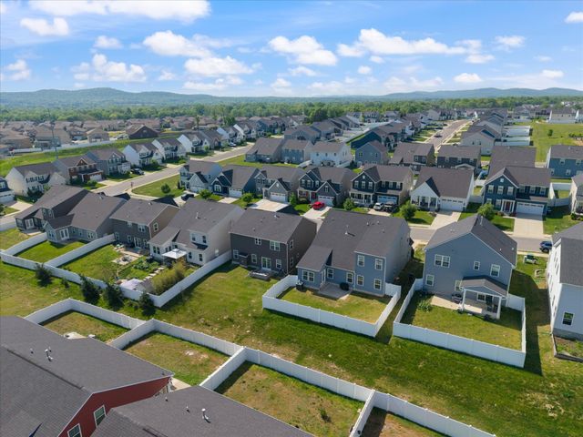 910 Caywood Rd, Smyrna, TN 37167