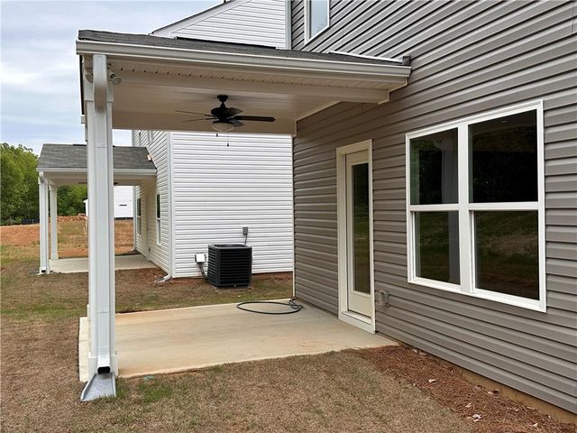 121 Stonecreek Avenue, Rockmart, GA 30153