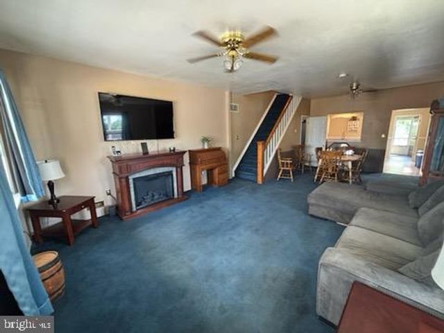 408 SAINT JOHN SAINT JOHN, Gloucester City, NJ 08030