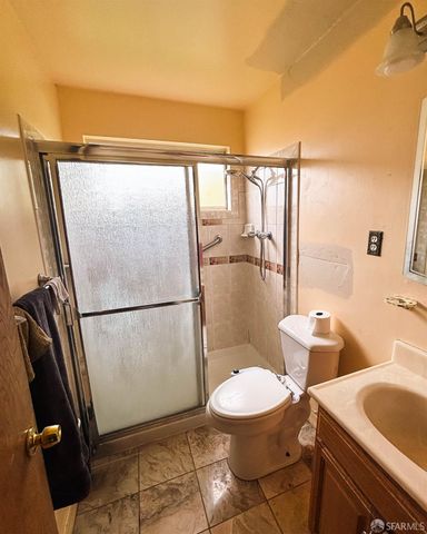 44 Gillette Ave, San Francisco, CA 94134