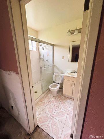 44 Gillette Ave, San Francisco, CA 94134