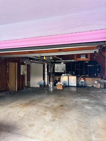 44 Gillette Ave, San Francisco, CA 94134