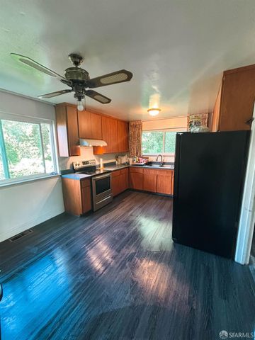 44 Gillette Ave, San Francisco, CA 94134