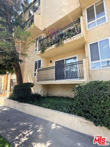 5257 Radford Avenue 106, Valley Village, CA 91607