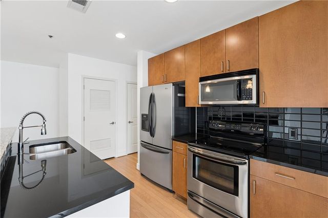 950 W. Peachtree Street NW 1413, Atlanta, GA 30309