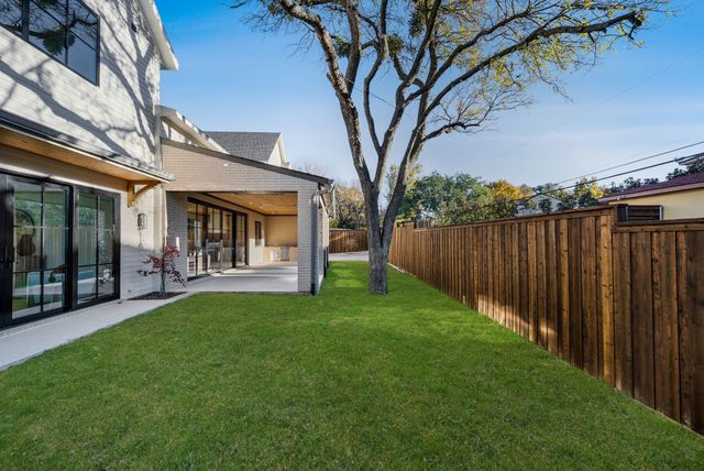 7004 Irongate Lane, Dallas, TX 75214