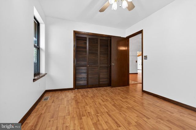 241 SUNDEW LN, Pasadena, MD 21122