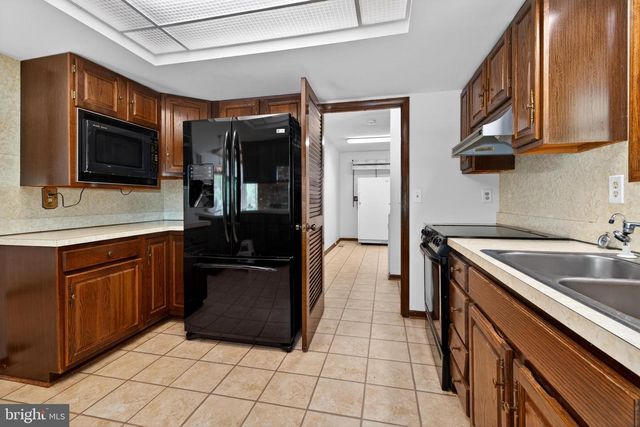 241 SUNDEW LN, Pasadena, MD 21122