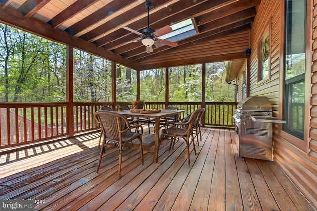 241 SUNDEW LN, Pasadena, MD 21122