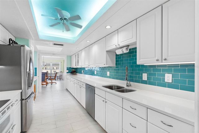 139 BLUFF VIEW DRIVE 407, Belleair Bluffs, FL 33770