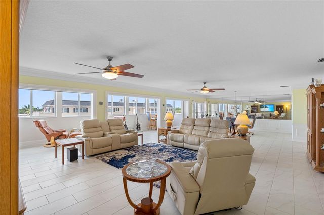 139 BLUFF VIEW DRIVE 407, Belleair Bluffs, FL 33770