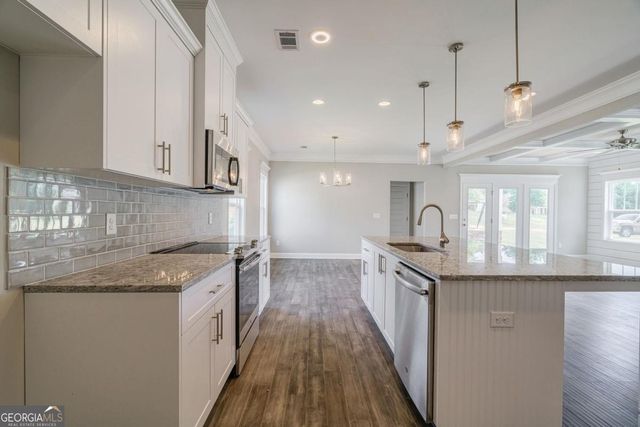 1070 Bridle Trail, Greensboro, GA 30642