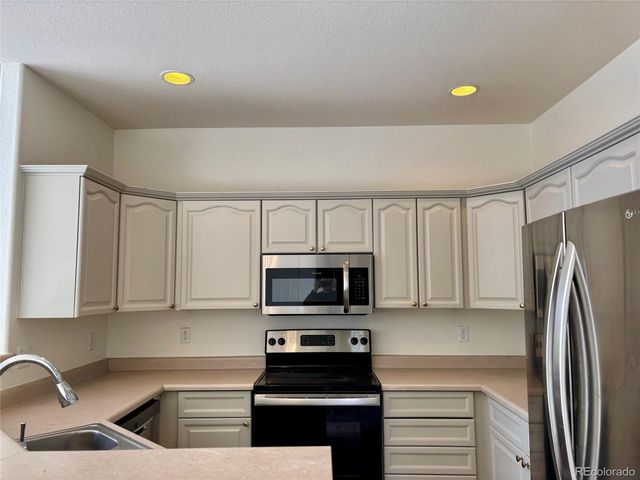3995 S Dillon Way 206, Aurora, CO 80014