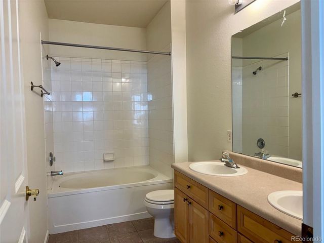 3995 S Dillon Way 206, Aurora, CO 80014