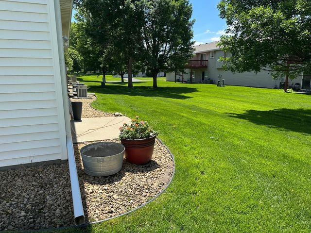 1507 Dublin Court, Shakopee, MN 55379