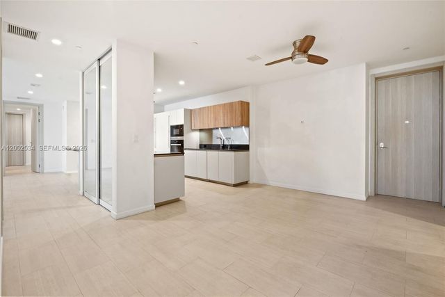1000 Brickell Plaza PH5103, Miami, FL 33131