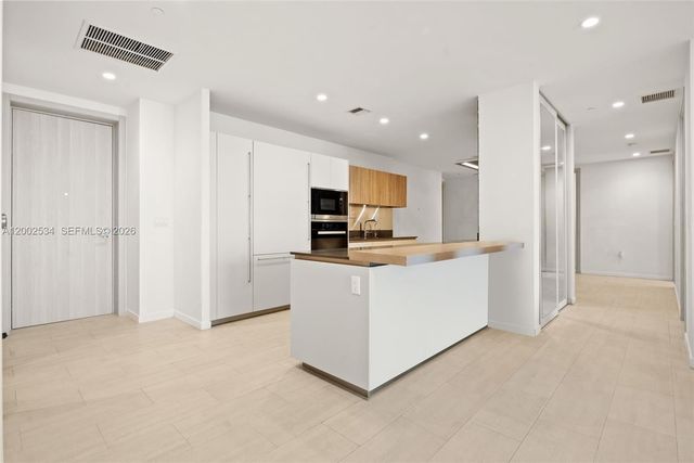 1000 Brickell Plaza PH5103, Miami, FL 33131