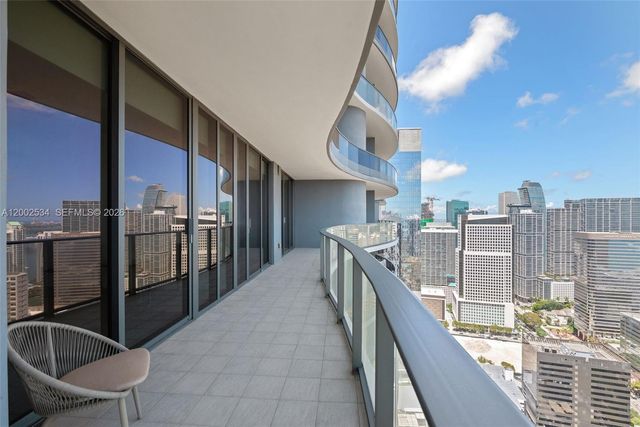 1000 Brickell Plaza PH5103, Miami, FL 33131