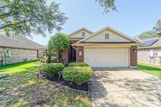 1802 Tynemouth Drive, Pasadena, TX 77504