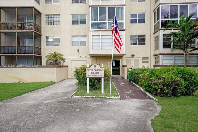 7000 NW 17th Street 303, Plantation, FL 33313