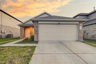 23135 Barrington Bluff Trail, Spring, TX 77373