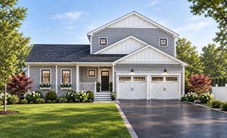 32 Josiah Path, Falmouth, MA 02540