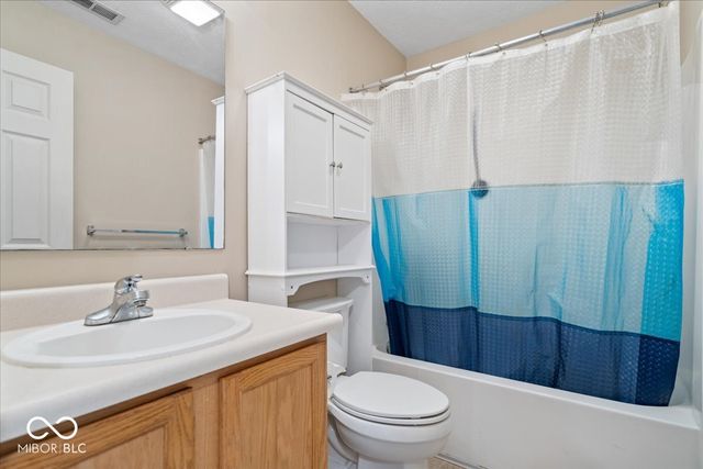 11770 Sand Creek Boulevard, Fishers, IN 46037