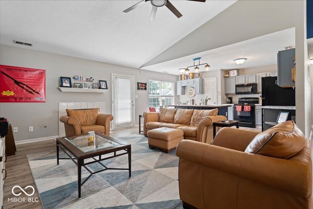 11770 Sand Creek Boulevard, Fishers, IN 46037