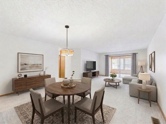 14264 Glencove Path, Apple Valley, MN 55124