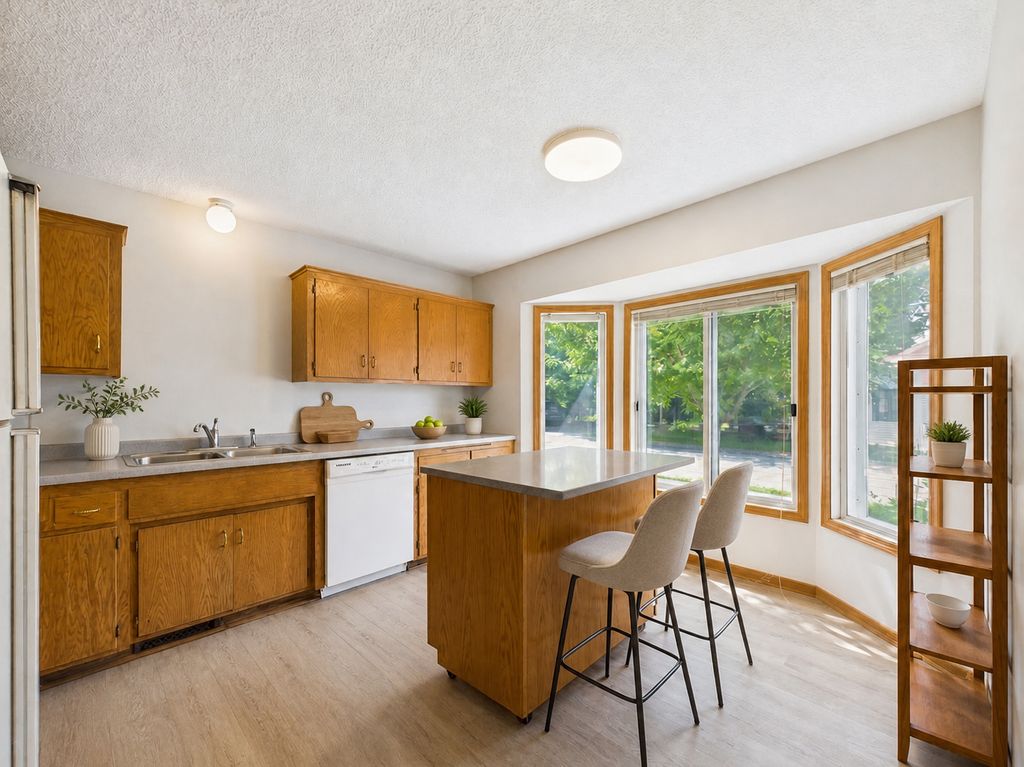 14264 Glencove Path, Apple Valley, MN 55124 — photo 4
