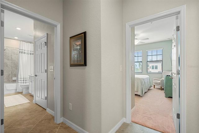 10058 CROOKED CREEK DRIVE 201, Venice, FL 34293