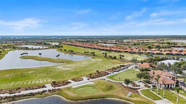 10058 CROOKED CREEK DRIVE 201, Venice, FL 34293