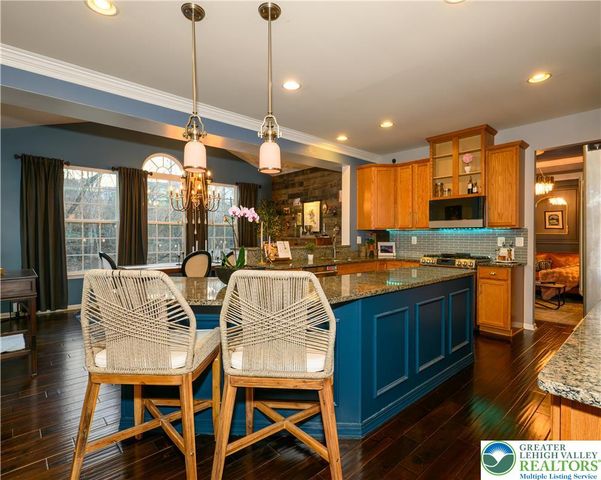 6310 Candle Place, Upper Saucon Twp, PA 18036