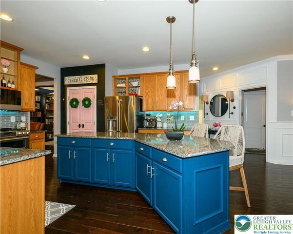 6310 Candle Place, Upper Saucon Twp, PA 18036