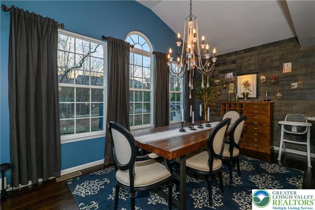 6310 Candle Place, Upper Saucon Twp, PA 18036