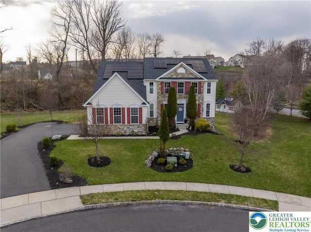 6310 Candle Place, Upper Saucon Twp, PA 18036