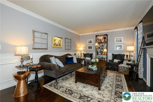 6310 Candle Place, Upper Saucon Twp, PA 18036