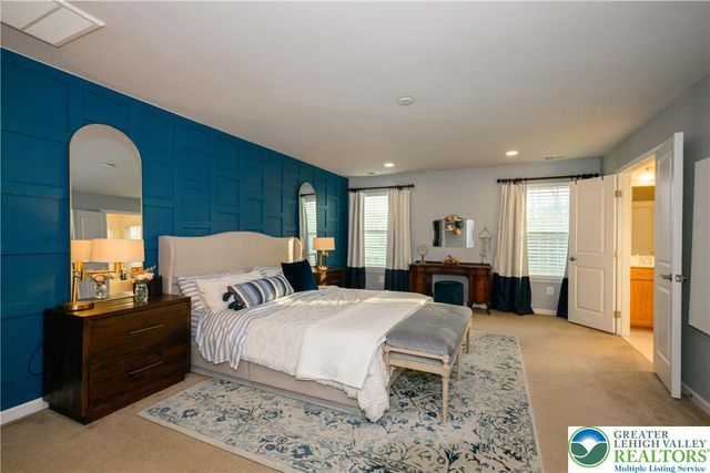 6310 Candle Place, Upper Saucon Twp, PA 18036