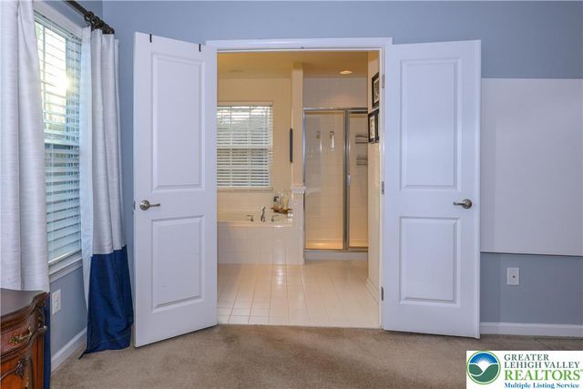 6310 Candle Place, Upper Saucon Twp, PA 18036