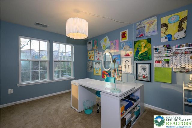 6310 Candle Place, Upper Saucon Twp, PA 18036