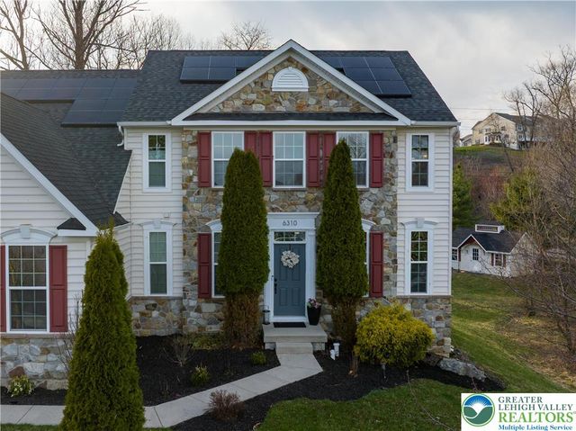 6310 Candle Place, Upper Saucon Twp, PA 18036