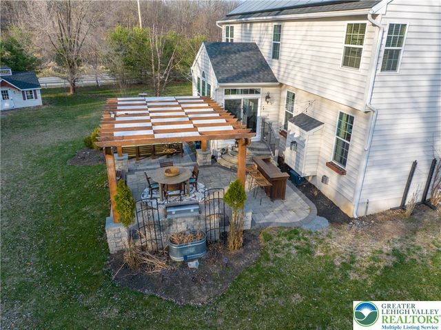 6310 Candle Place, Upper Saucon Twp, PA 18036
