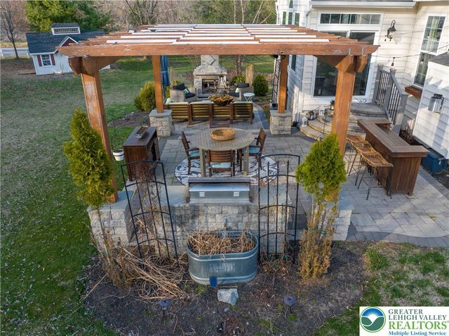 6310 Candle Place, Upper Saucon Twp, PA 18036