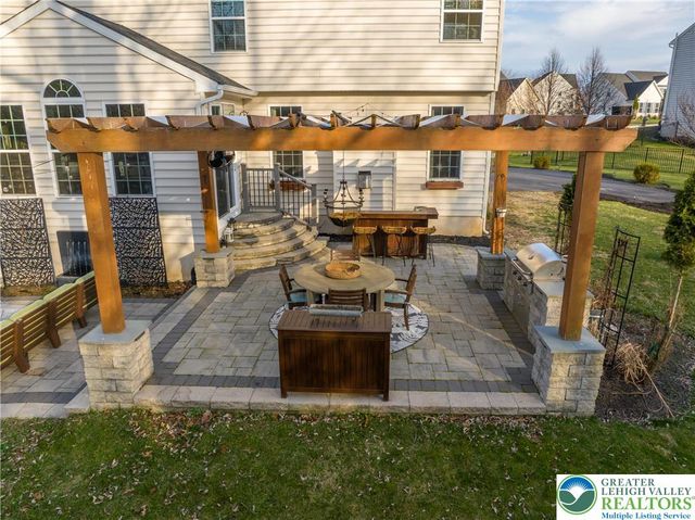 6310 Candle Place, Upper Saucon Twp, PA 18036