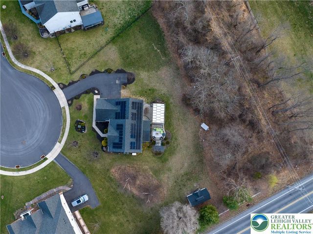 6310 Candle Place, Upper Saucon Twp, PA 18036