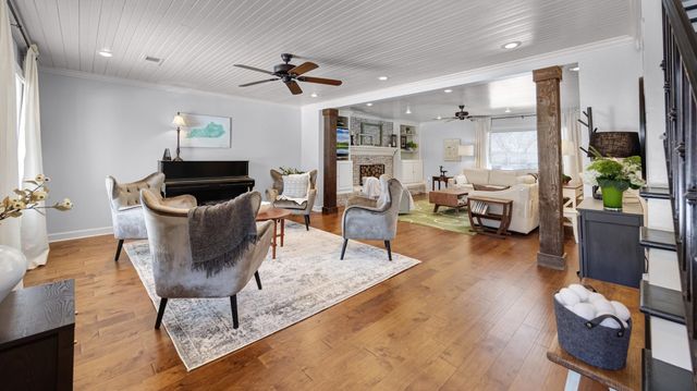 2164 WILDERNESS CV, Germantown, TN 38139