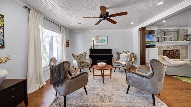 2164 WILDERNESS CV, Germantown, TN 38139