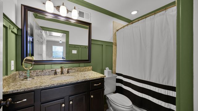 2164 WILDERNESS CV, Germantown, TN 38139