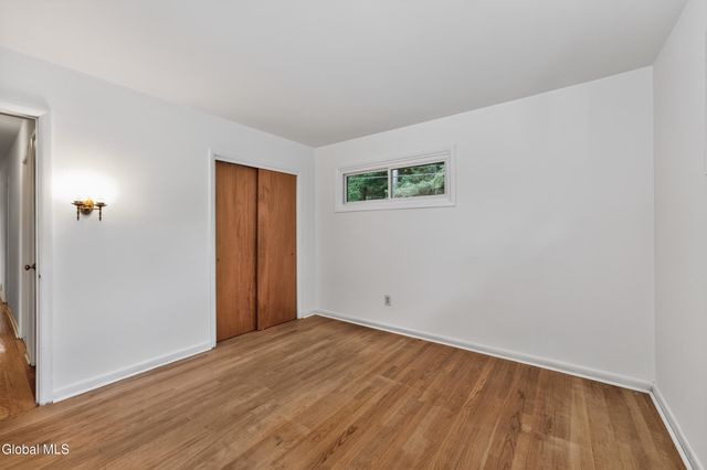 1082 Cornelius Avenue, Niskayuna, NY 12309