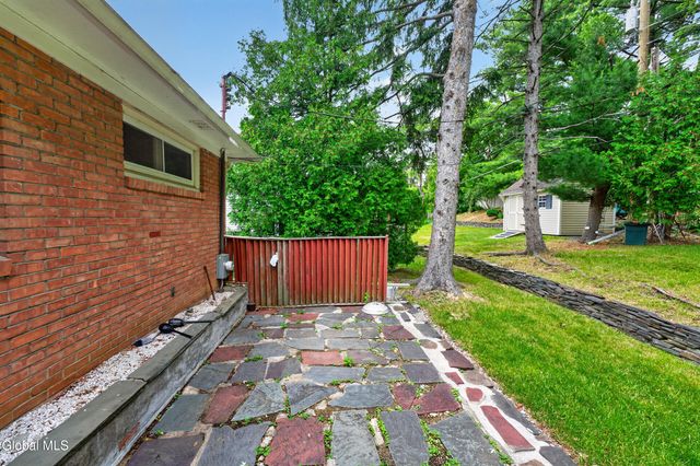 1082 Cornelius Avenue, Niskayuna, NY 12309